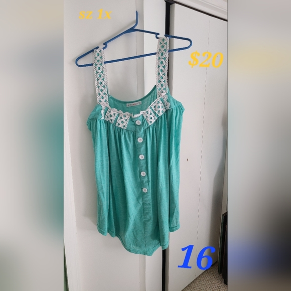 Rose gal tank - Picture 1 of 1